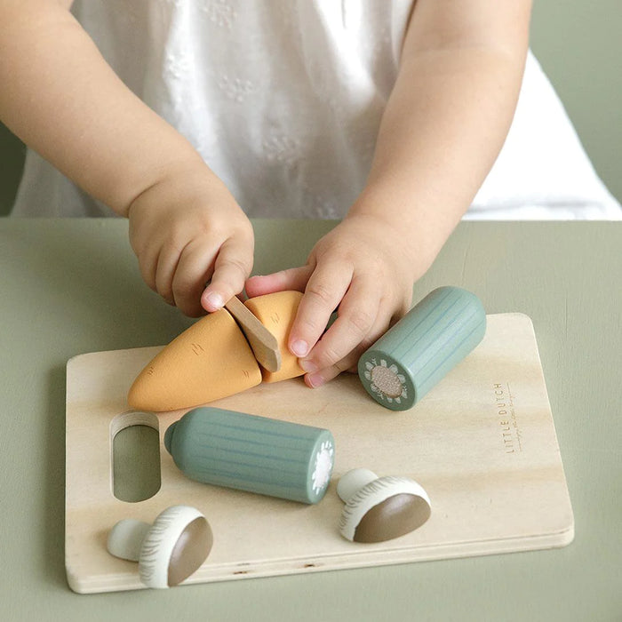 Little Dutch: Cutting Board - Vegetables