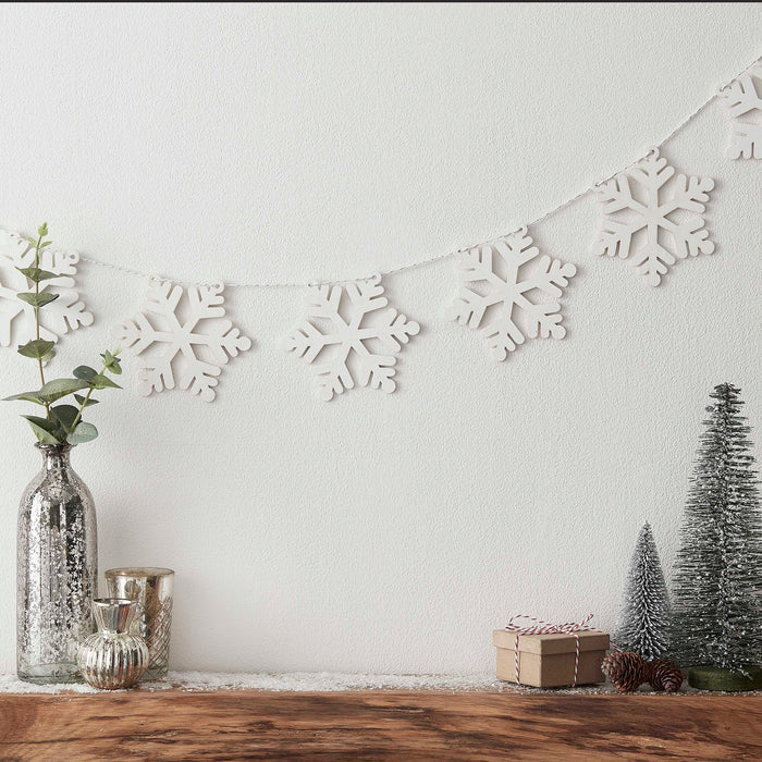 Christmas Wooden Snowflake Bunting