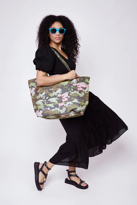 Scamp & Dude: Khaki Camo Weekender Bag