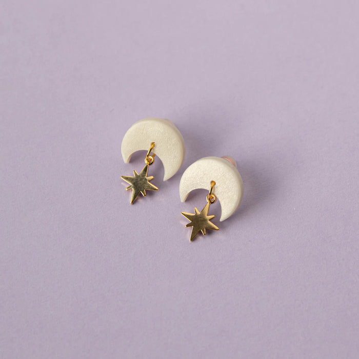 Pepper You: Celestial Gold Star Stud Earrings in Pearly White
