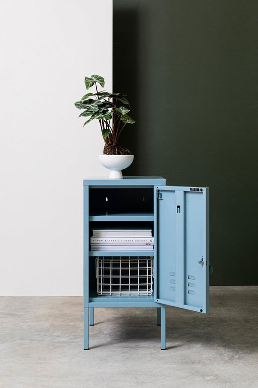 Mustard Made: Storage locker - the shorty in ocean