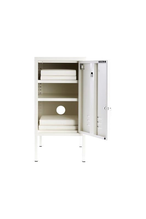 Mustard Made: Storage locker - the shorty in white