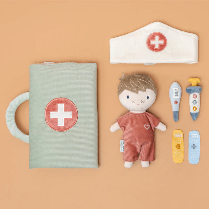 Little Dutch: Jim doll doctor playset