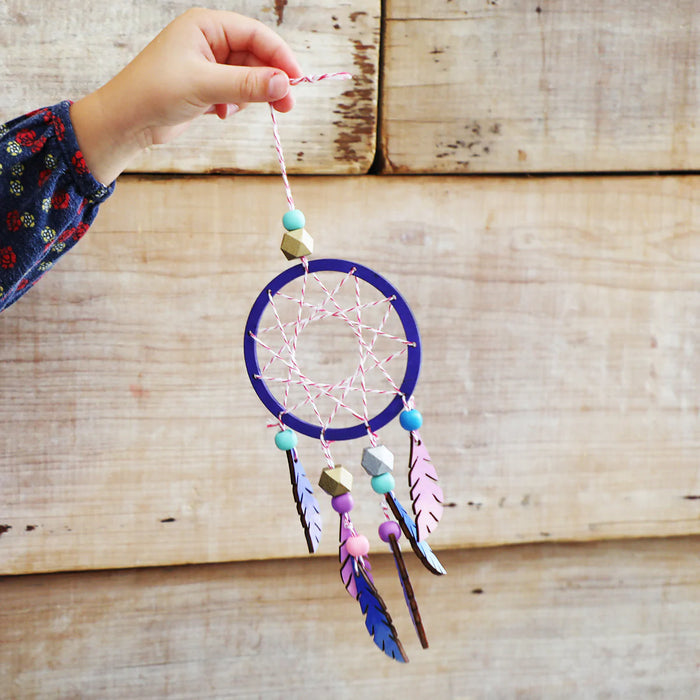 Cotton Twist: Make Your Own Dreamcatcher Activity Box