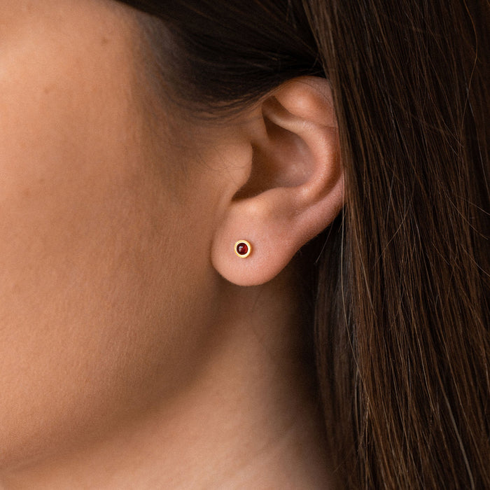 Wanderlust Life: January Birthstone Stud Earring | Garnet